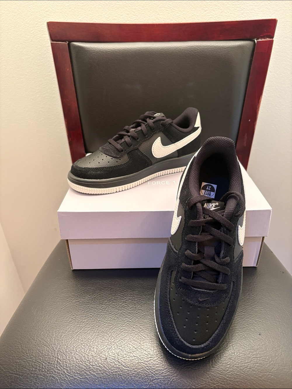 New Nike Air Force 1 Low LV8 2 Black Sneakers with White Swoosh Size 2Y